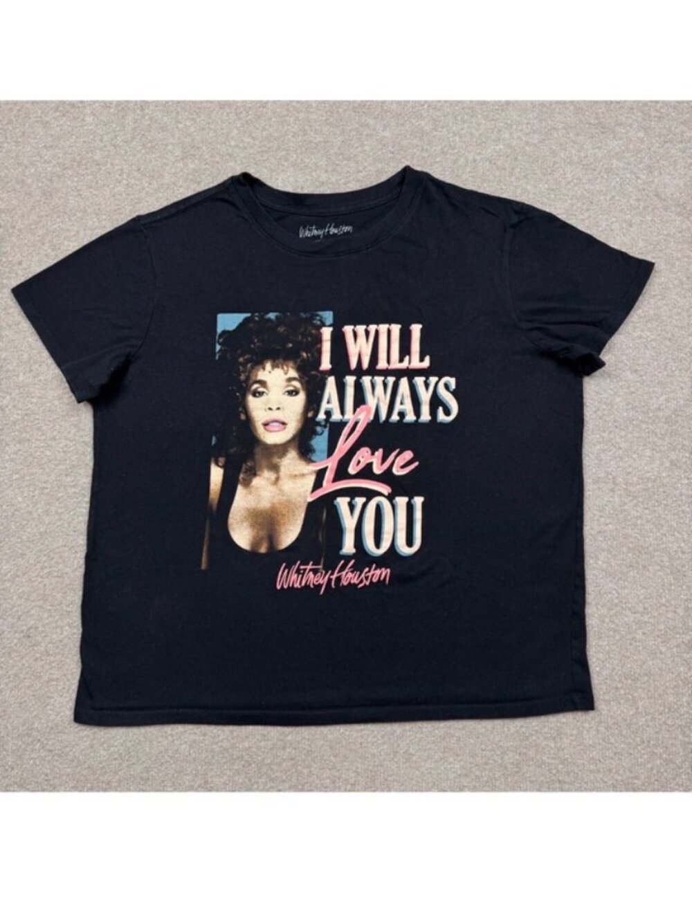 Whitney Houston Graphic T Shirt Womens Size XL Black Crop Short Sleeve Tee - Picture 1 of 3